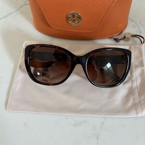 Tory Burch Brown Cat-Eye Sunglasses